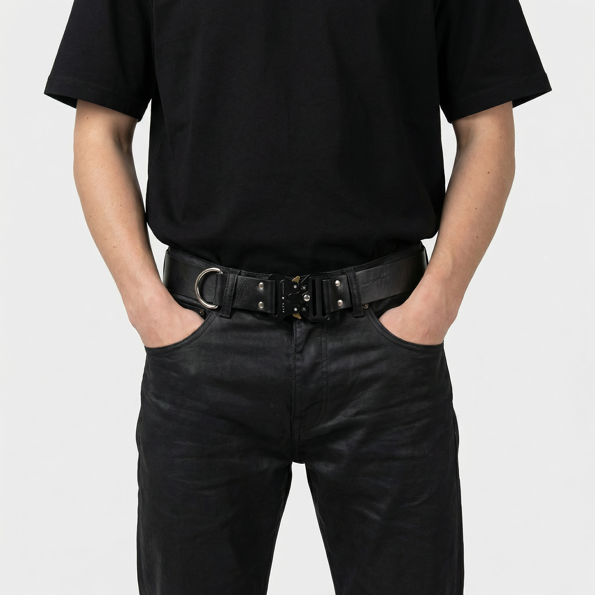 1017 ALYX 9SM Leather Rollercoaster Belt
