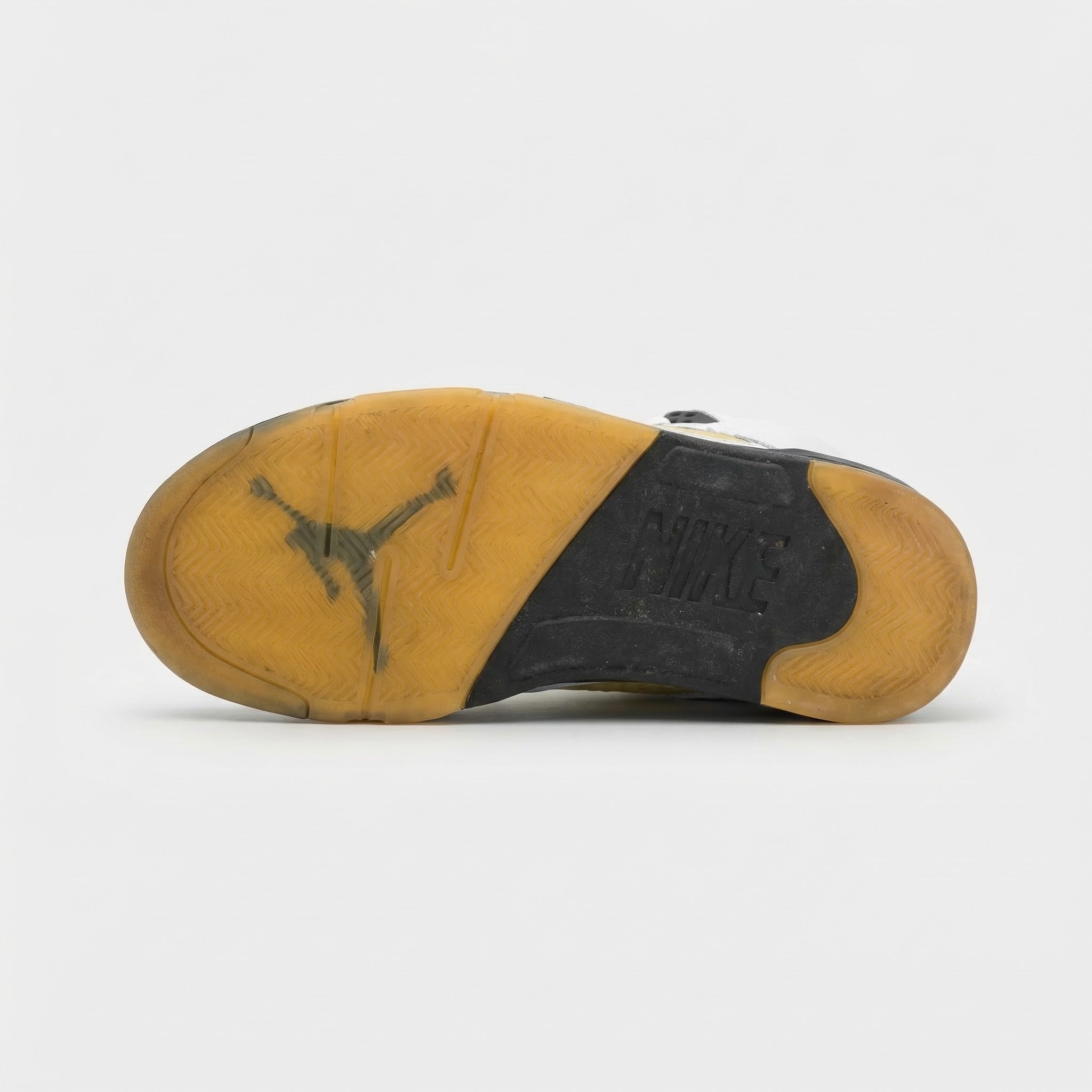 A Ma Maniére x Air Jordan 5 Retro SP “Dawn” — Photon Dust / Black