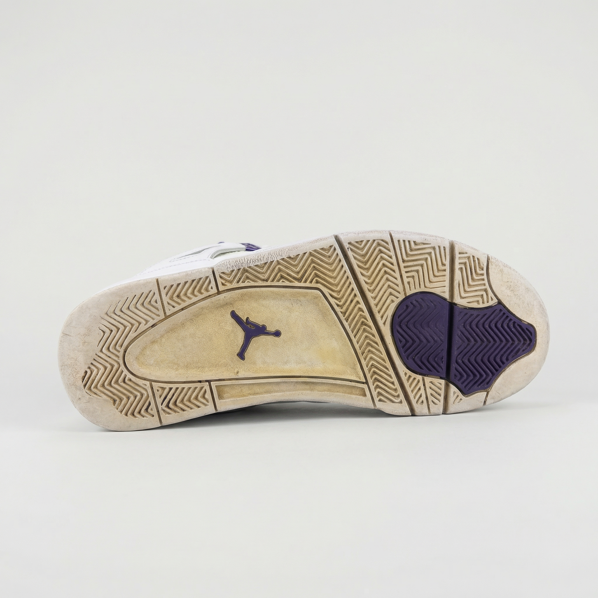 Air Jordan 4 Retro “Metallic Purple”