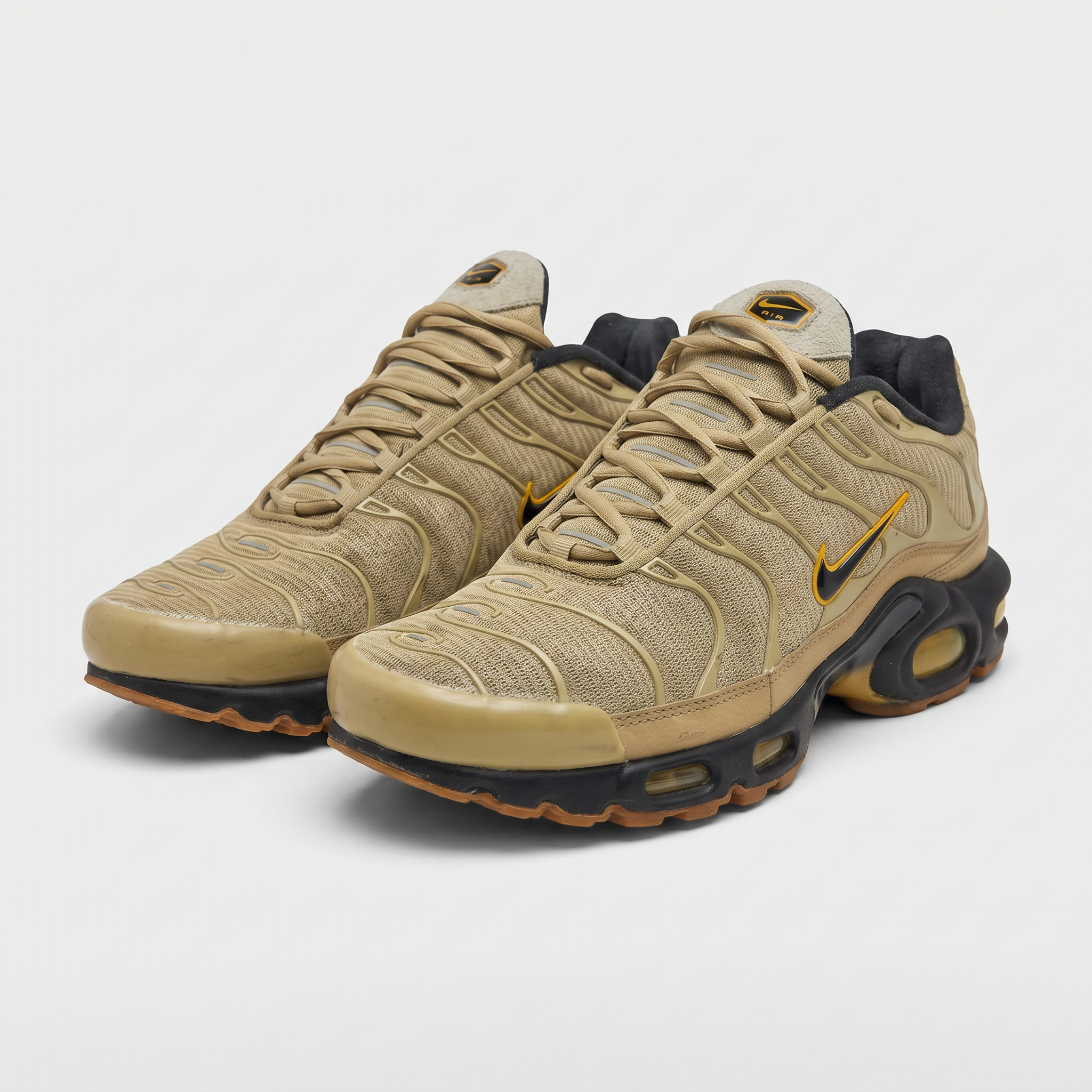 Nike Air Max Plus OG 'Gold Bullet'