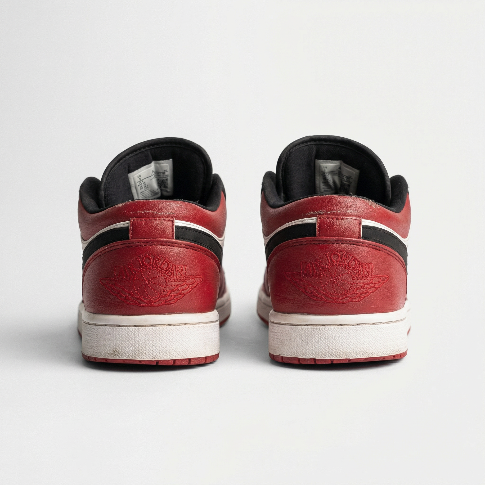 Air Jordan 1 Low “Black Toe”