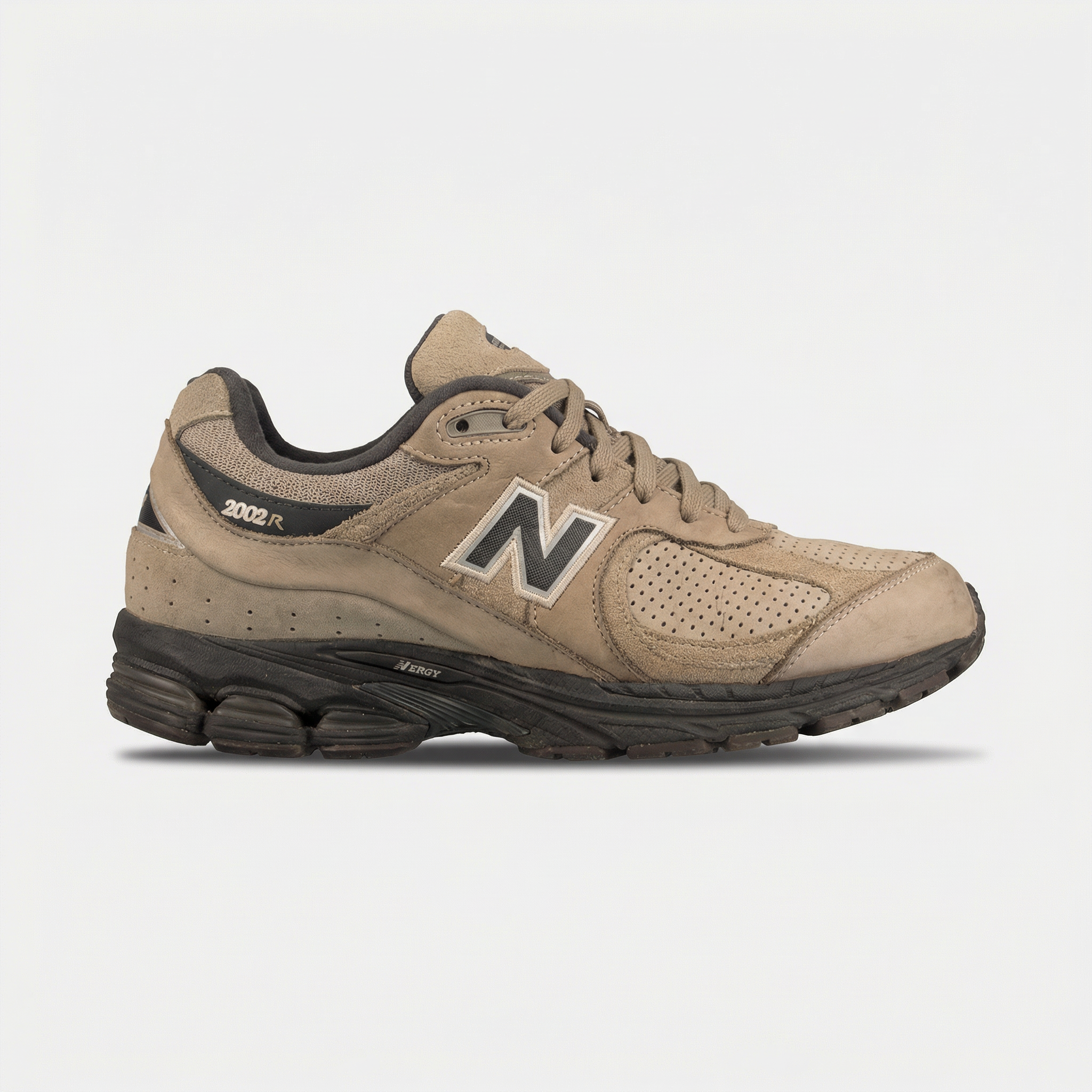 New Balance 2002R “Driftwood / Blacktop”