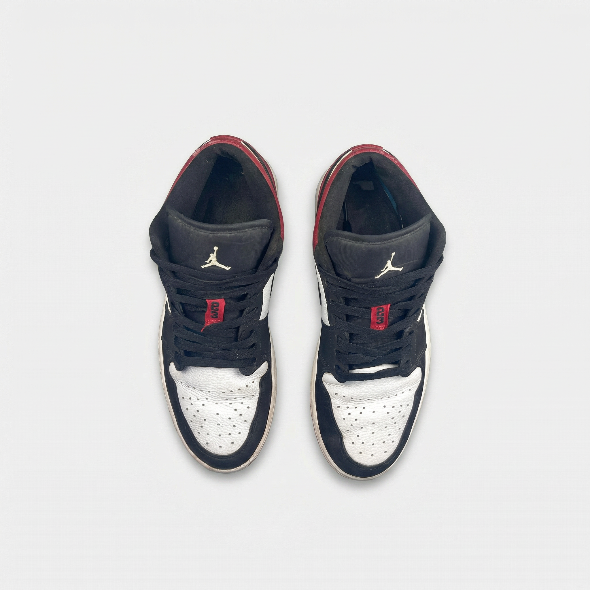 Air Jordan 1 Low “Black Toe”