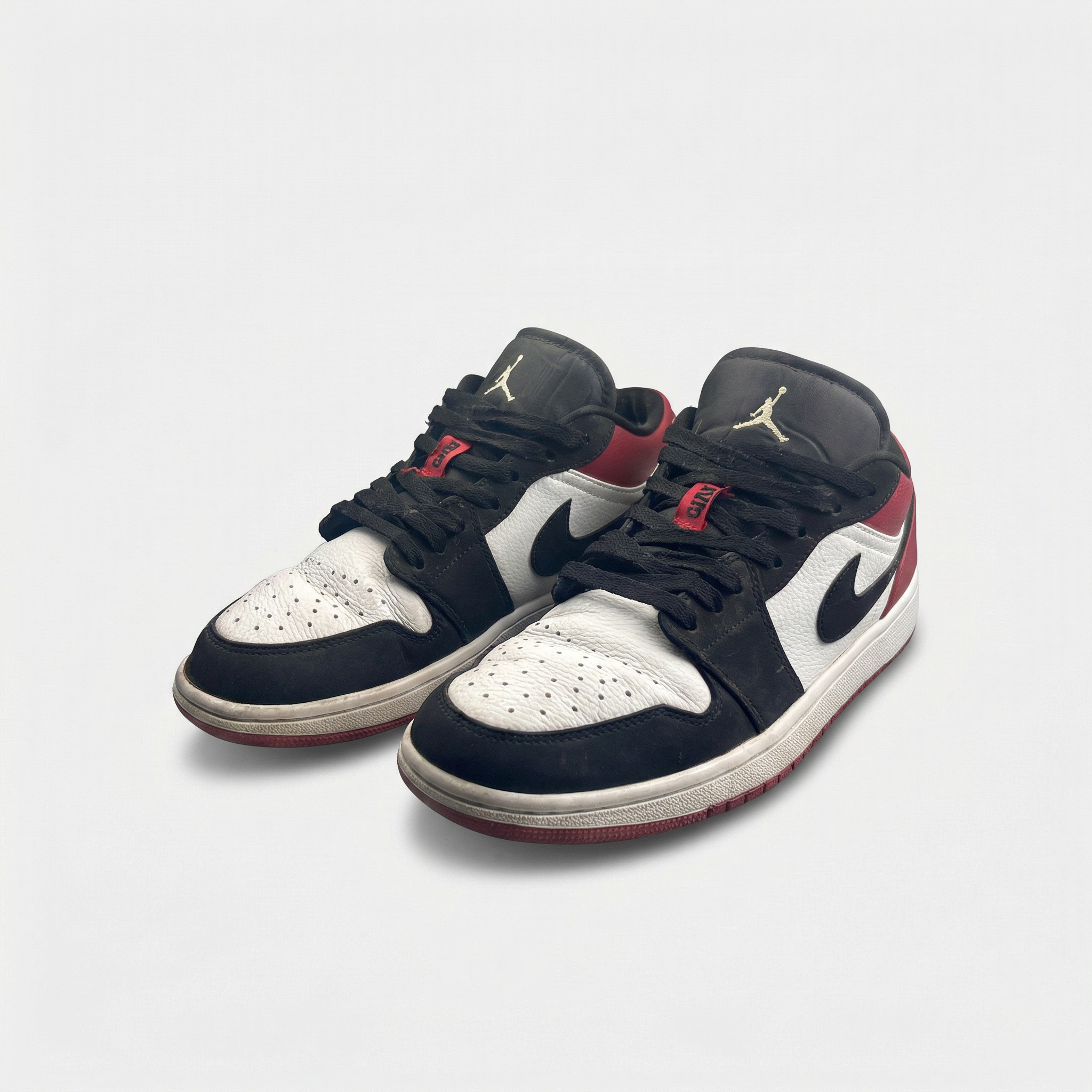Air Jordan 1 Low “Black Toe”